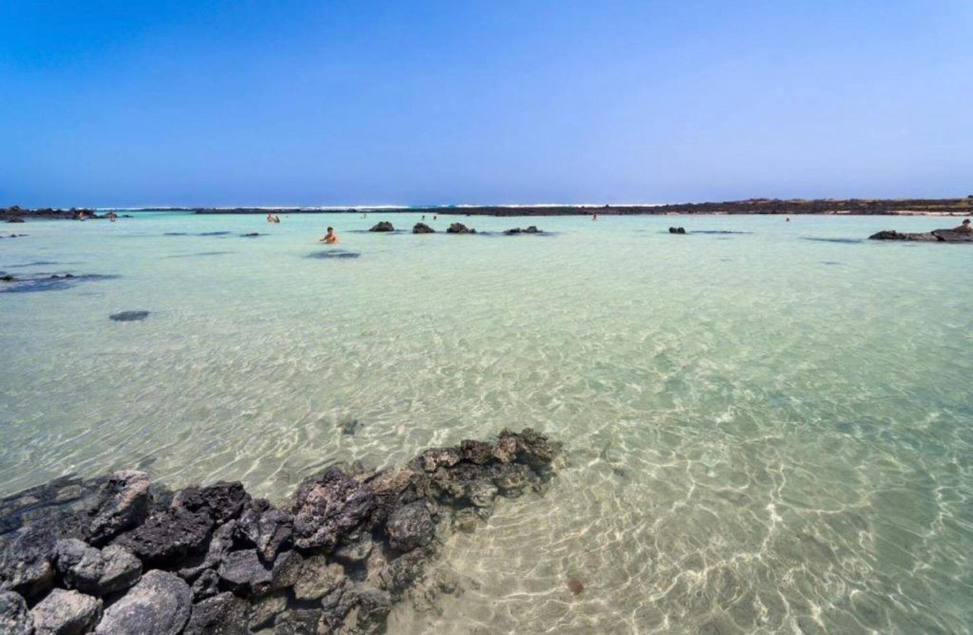 Отель Casa Bianca Caleta De Фамара Экстерьер фото
